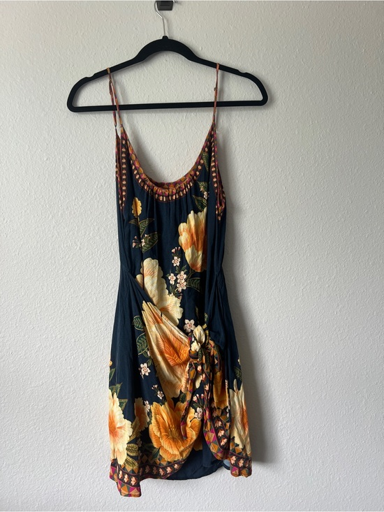 FARM Rio Dresses & Skirts - FARM Rio Tropical Floral Dress Small